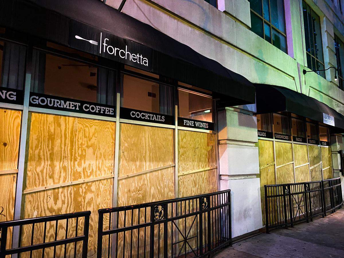 As Charlotteans wake up and prepare to go to the polls, Forchetta in uptown Charlotte is boarded up Tuesday. Uptown businesses are boarding up as their anxiety grows on Election Day.