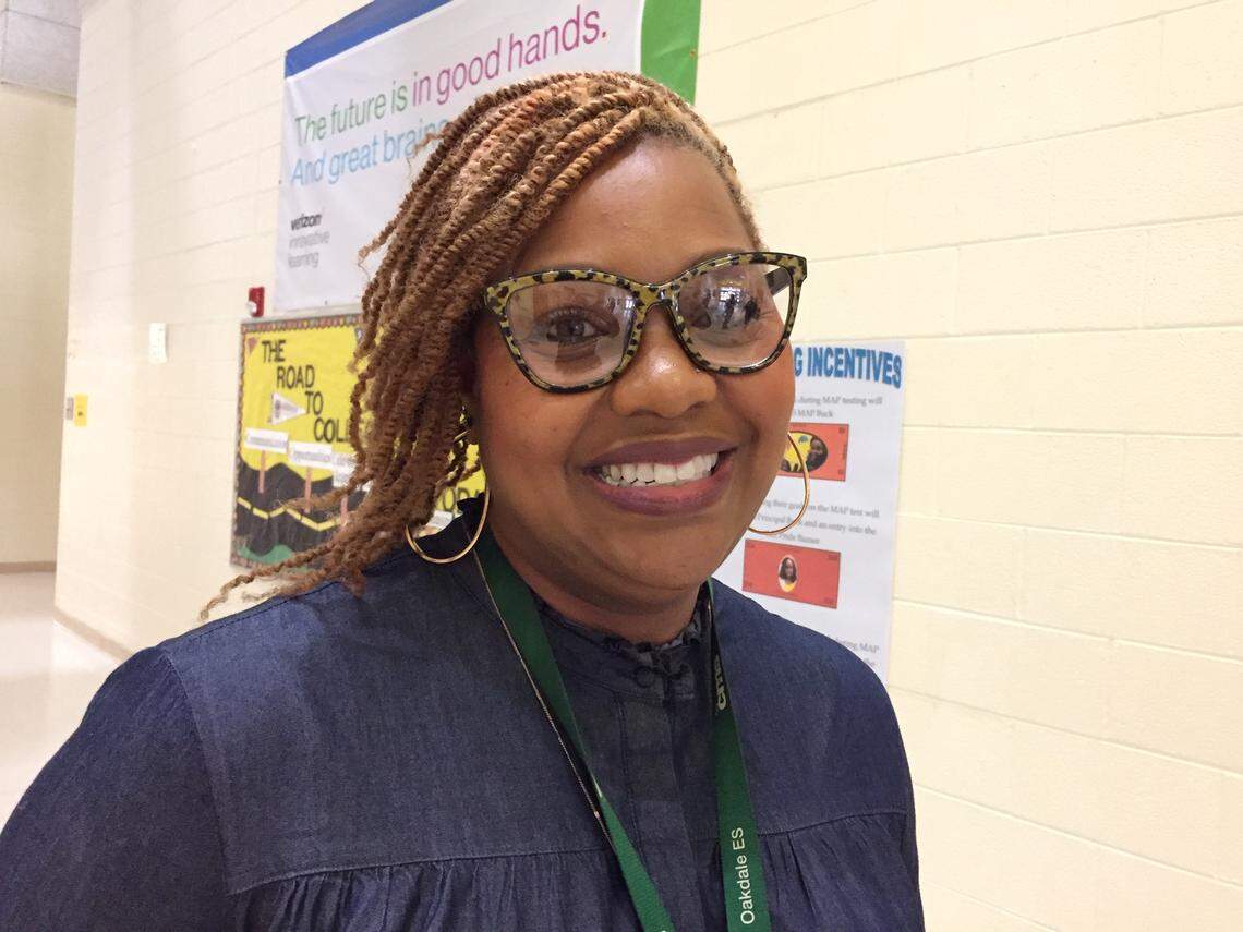 Oakdale Elementary Principal Mary Weston