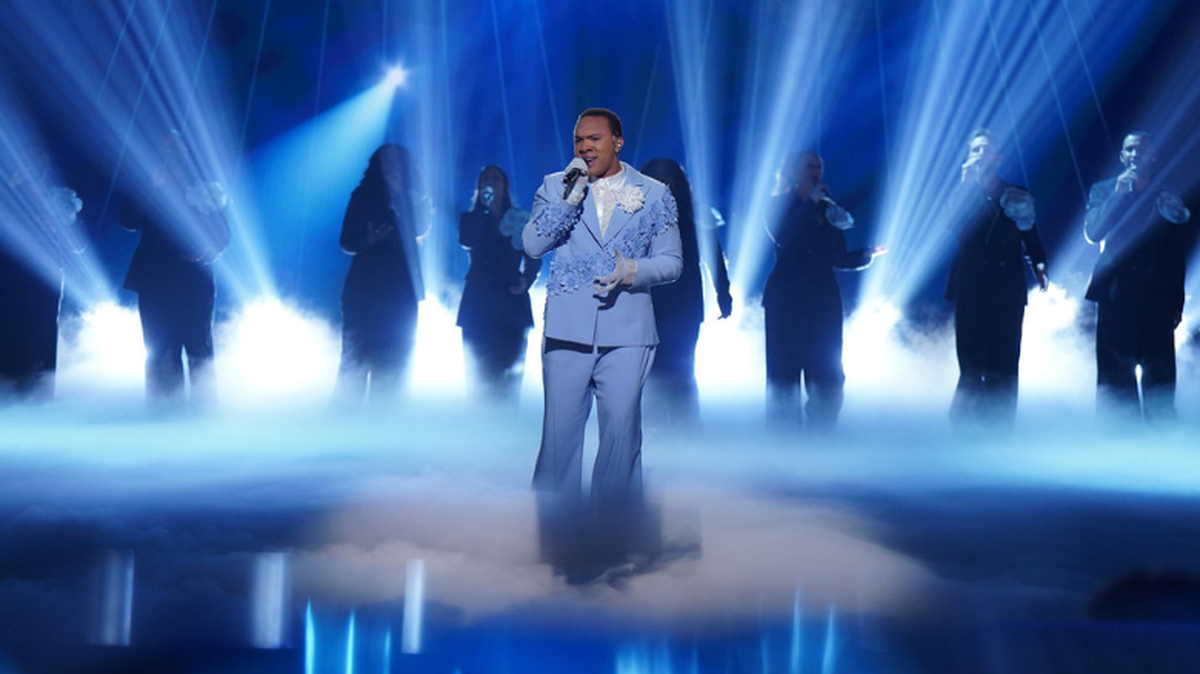Bryson Battle in the May 12 episode of “The Voice” on NBC.