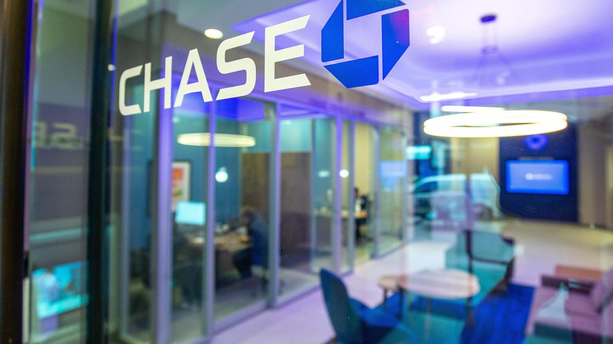 A JP Morgan Chase branch is set to open in spring 2026 in Bluffton, SC.