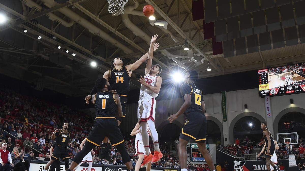 Nelson Boachie-Yiadom (32) had a promising sophomore season for the Davidson Wildcats.