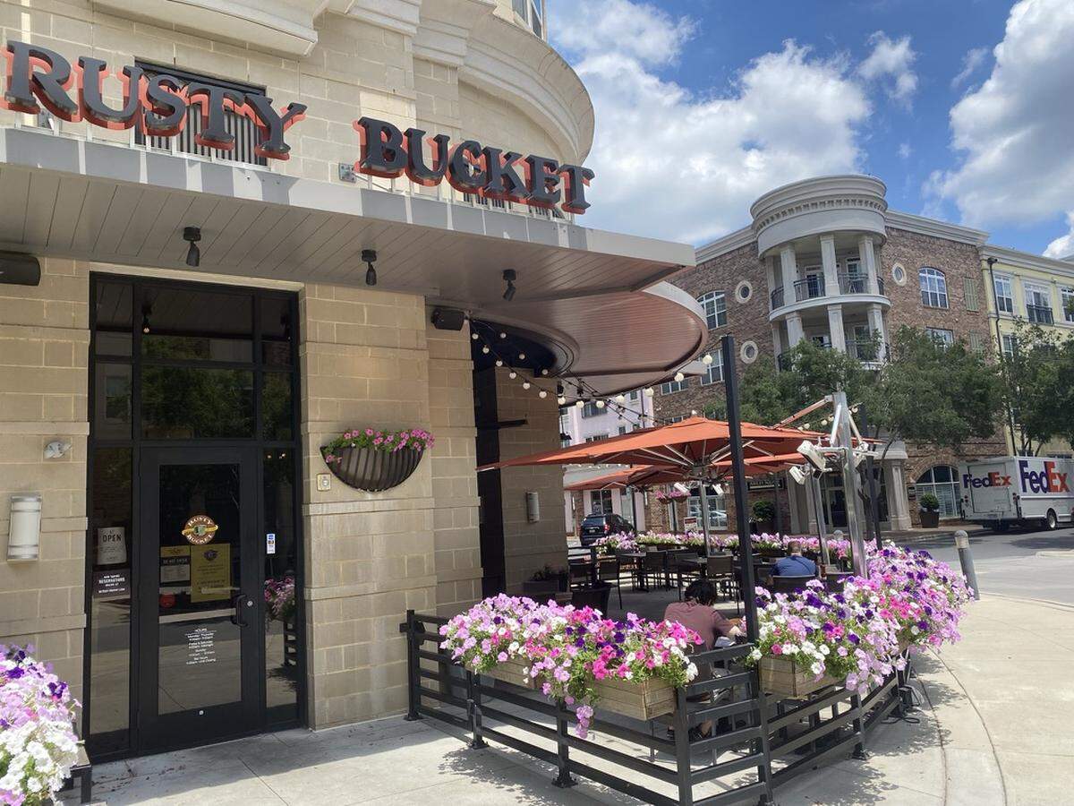 Pair your meal with fresh air on a SouthPark patio.