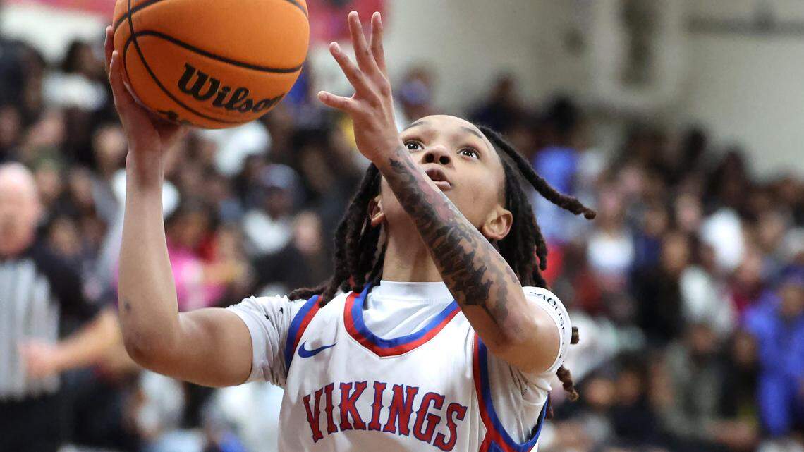 Which are the best girls’ prep basketball teams in the state? Check our rankings