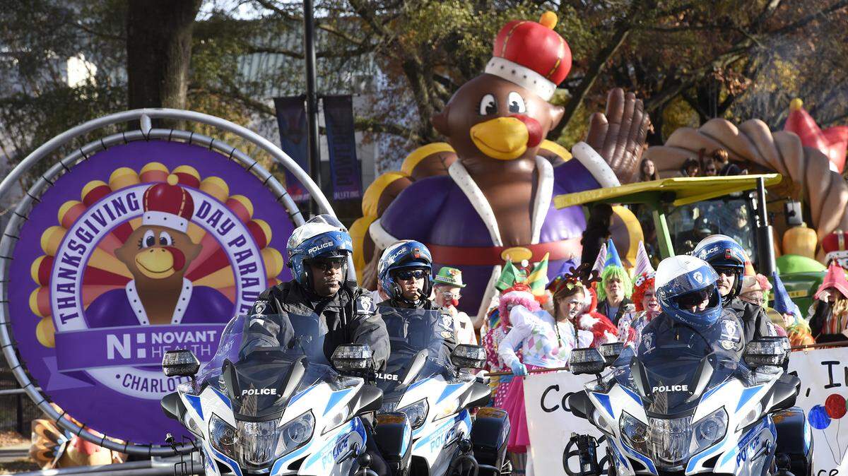 This year’s Thanksgiving parade in Charlotte begins in Uptown Charlotte on Wednesday, Nov. 23 at 5:30 p.m.