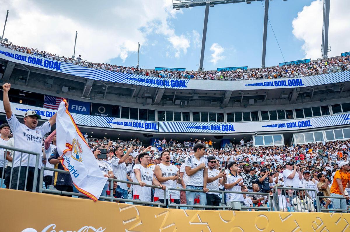 Fans cheer after Real Madrid scores during the FIFA Club World Cup game between Real Madrid and Pachuca in Charlotte, NC, Sunday, June 22, 2025.