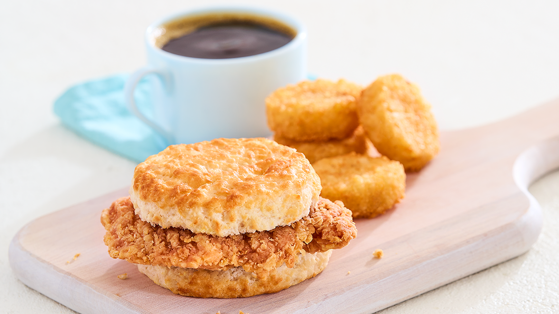 Bojangles, the Charlotte restaurant chain specializing in breakfast and Southern-style chicken, biscuits and tea, will open 30 stores in Los Angeles.