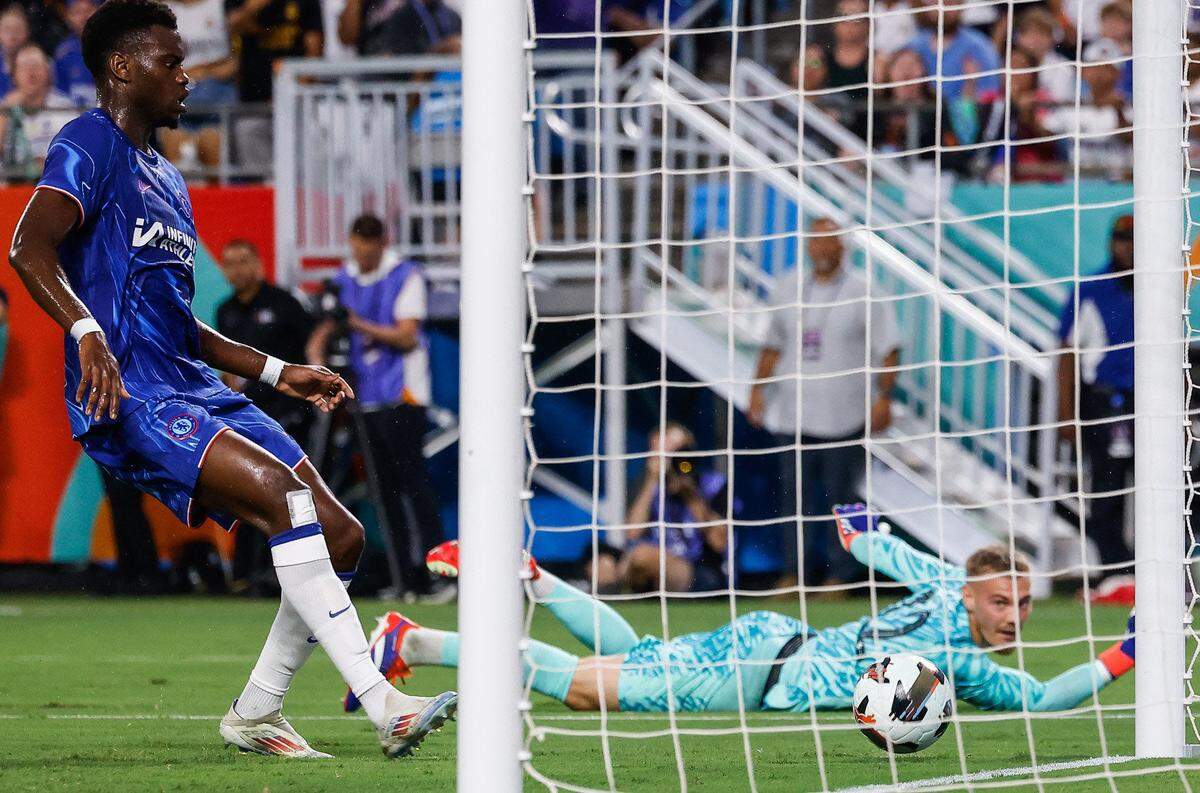 Chelsea’s goalie Filip Jorgensen, right, watches as the ball enters the net as Real Madrid’s Lucas Vazquez scores a second goal during the match at Bank of America Stadium in Charlotte, NC on Tuesday, August 6, 2024.