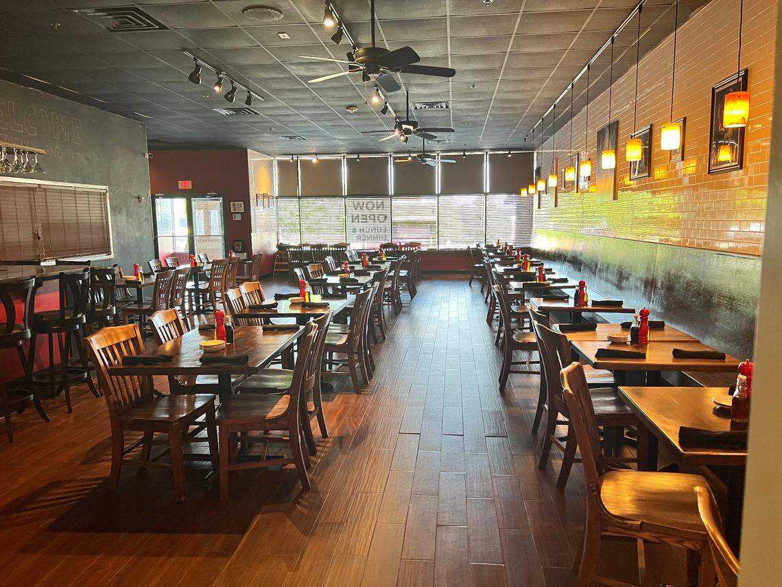 Marchellos Neighborhood Italian’s dining room.