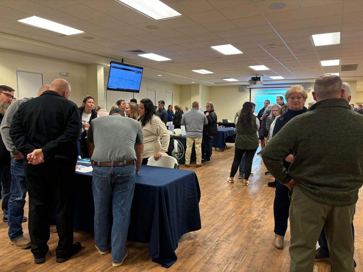 Lincoln County residents gather at the East Lincoln Community Center on Jan. 27 to discuss the upcoming change to the Lincoln and Catawba County line.