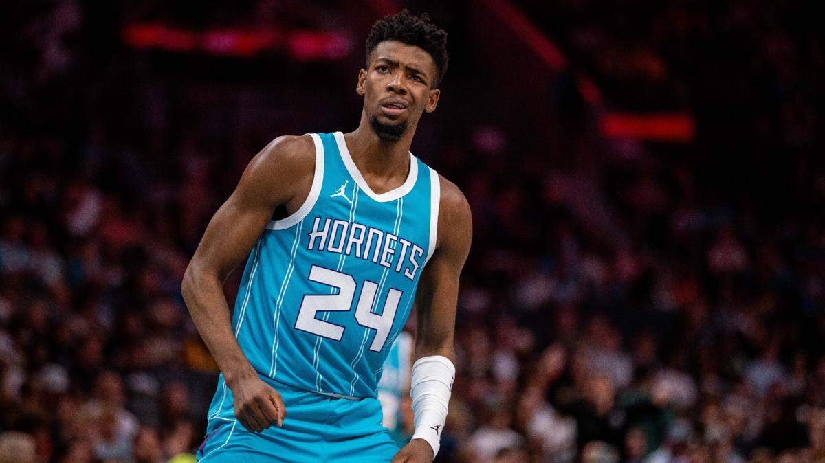 Charlotte Hornets forward Brandon Miller (24) reacts to a call during the second quarter against the Indiana Pacers at Spectrum Center.