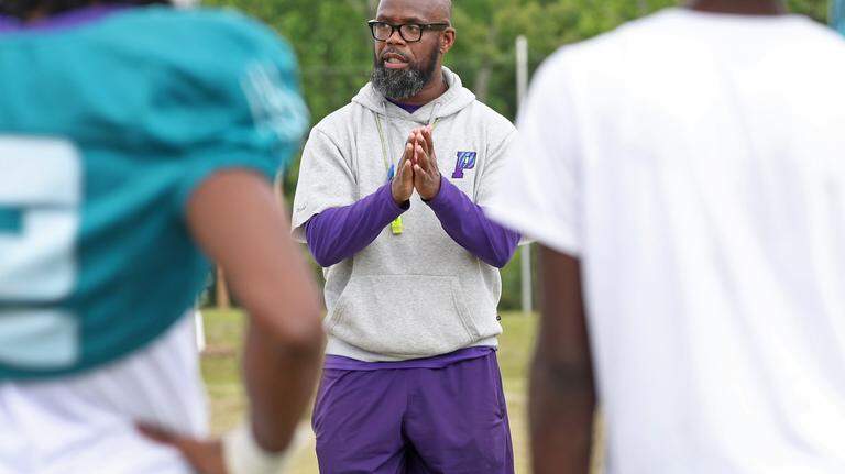 PHOTOS: Palisades High football practice