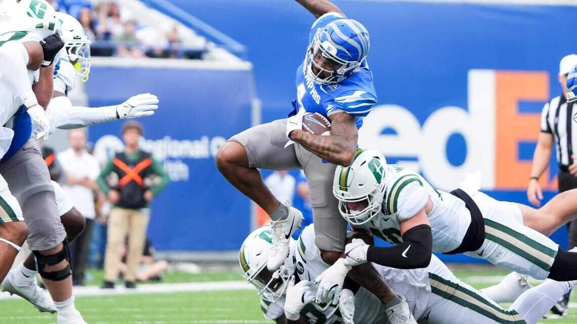 Charlotte football hangs with Memphis early but Tigers pull away from 49ers in AAC battle