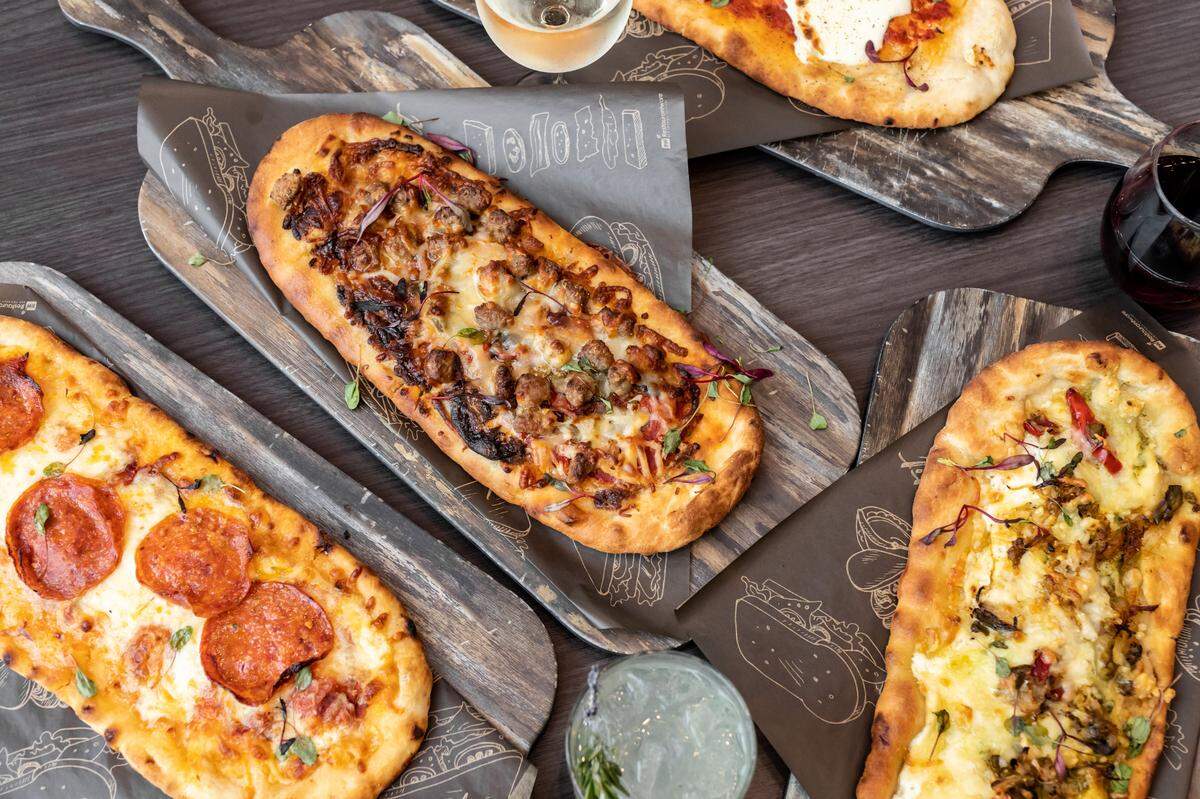 401 Social’s lineup of shareable flatbreads includes its Cheese and Pepperoni ($17), Margherita ($15), Herb Chicken ($17) and Calabrese with robust marinara, Italian sausage, roasted peppers, onions and spinach ($17).