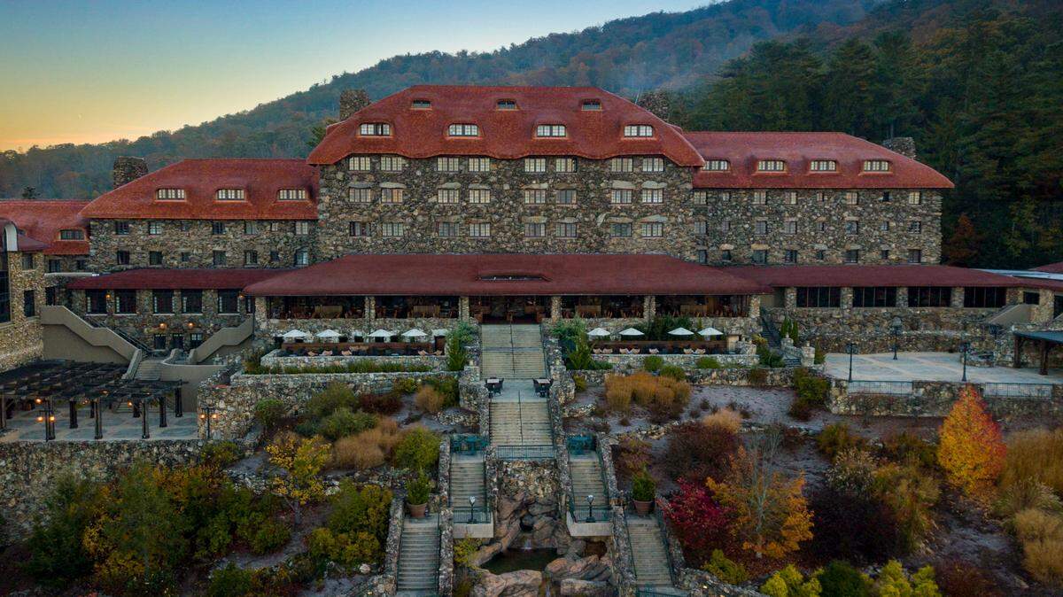 The Omni Grove Park Inn will reopen its main inn on Nov. 15.