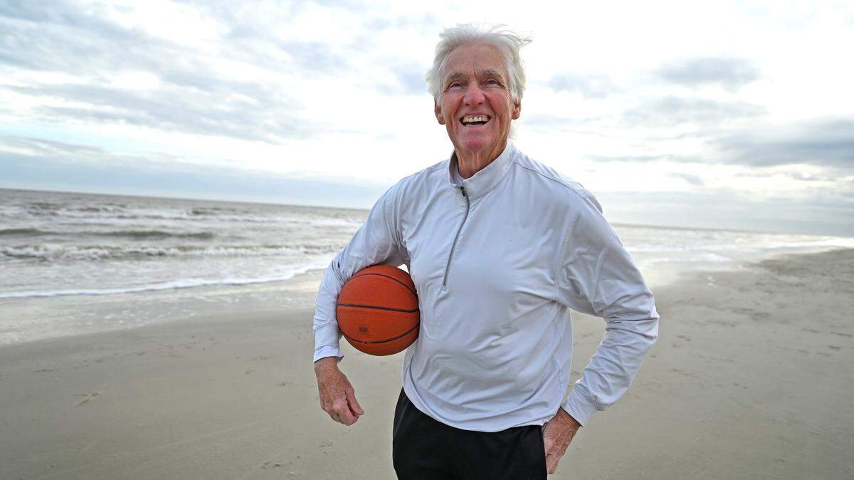 March is sacred for basketball. Disagree? Former coach Bobby Cremins will fight you on it