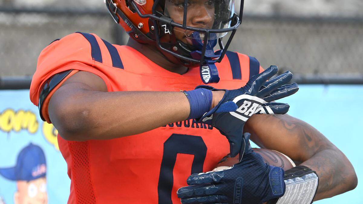 Chambers High wide receiver Zion Booker celebrates his touchdown pass reception against Cardinal Gibbons on Saturday, August 20, 2022 at District 3 Stadium in Rock Hill, SC.