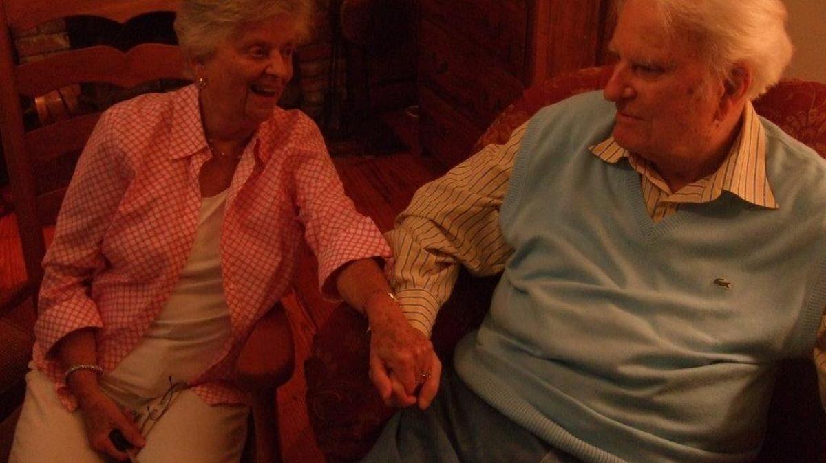 Jean Ford, shown with her brother Billy Graham in 2011, died Thursday at age 91.