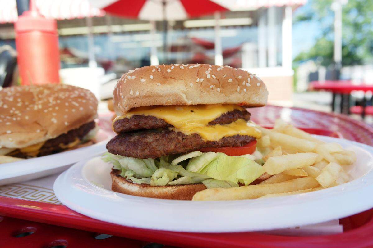 Zack’s Hamburgers is closed on the weekends during COVID-19, but staff is serving up burgers and fries Monday through Friday.