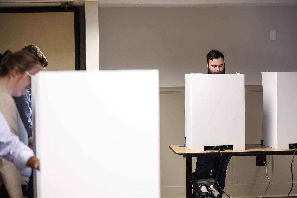 Voters cast their ballots for mid-term elections at Covenant Presbyterian Church in Charlotte, NC., on Tuesday, November 8, 2022.