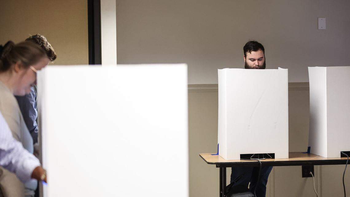 Voters cast their ballots for midterm elections at Covenant Presbyterian Church in Charlotte, NC., on Tuesday, November 8, 2022.