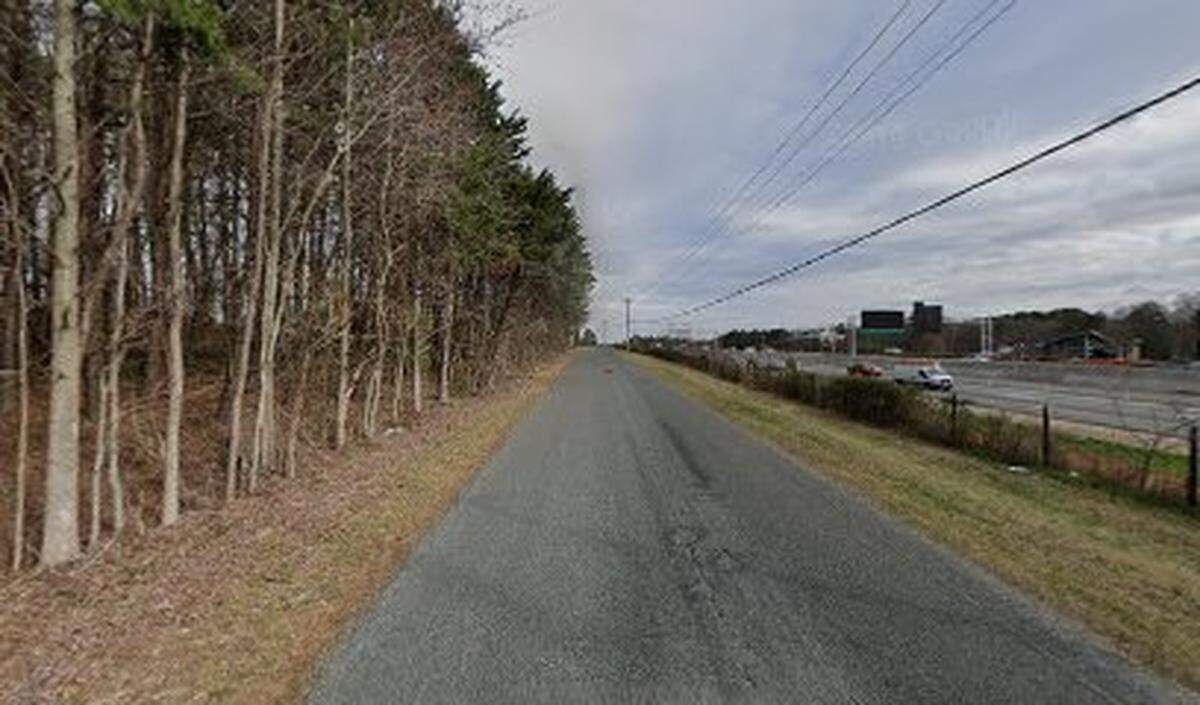 The pickleball complex would be located on 6.3 vacant acres at 20220 Chartown Drive, which runs parallel to Interstate 77 south of Cornelius Exit 28.