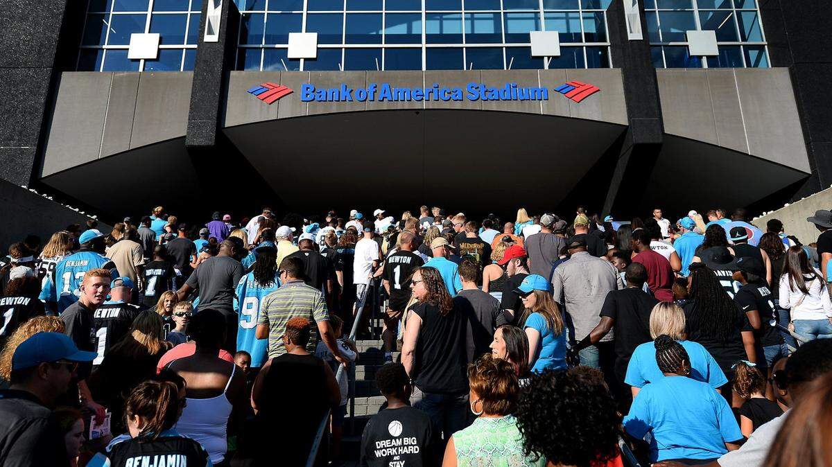 Carolina Panthers enter Bank of America Stadium on Friday, August 4, 2017 for Carolina Panthers Fan Fest.