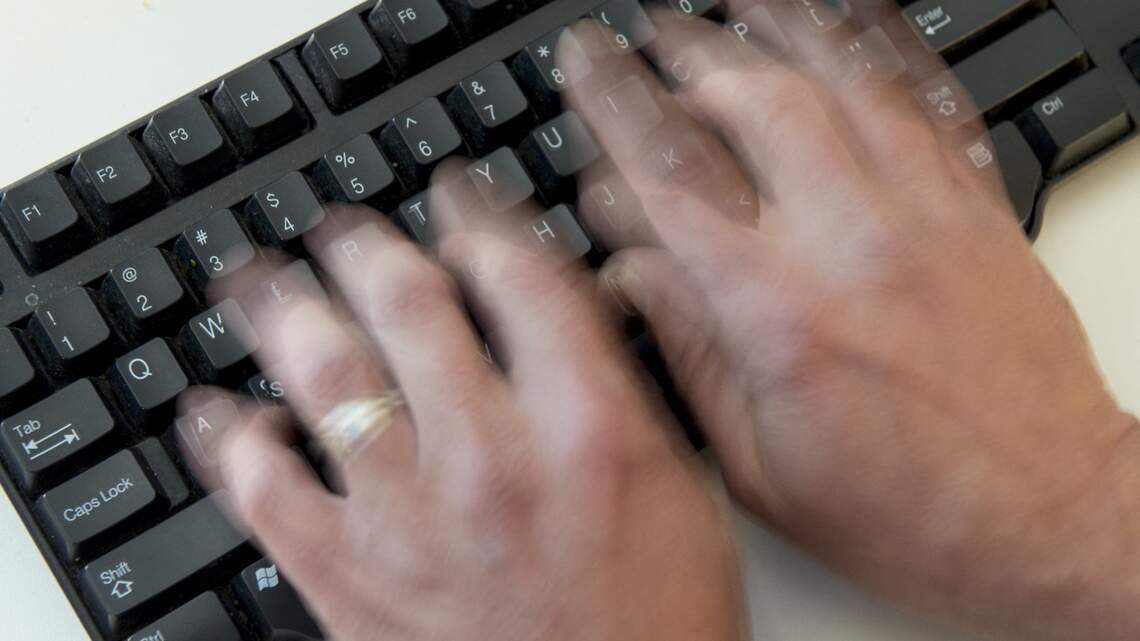 Does the 20-20-20 Rule Really Work for Eye Strain? Here’s What New Research Means for You