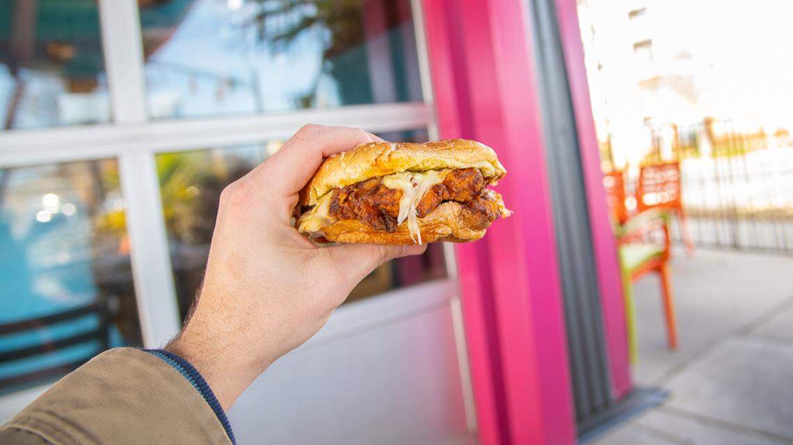 Pinky’s Westside Grill eyes shuttered ‘honky tonk’ bar for its next restaurant