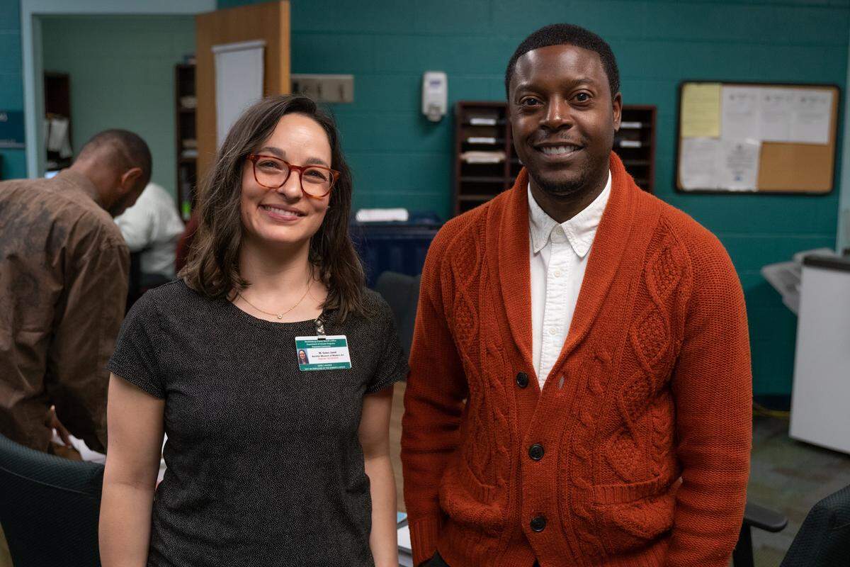 Mykell Gates Jamil, left, of the Bechtler Museum and Keith Cradle of the Mecklenburg County Sheriff’s Office work together on the Jail Arts Initiative outreach program. It’s a therapeutic art program for detained teens and adults.