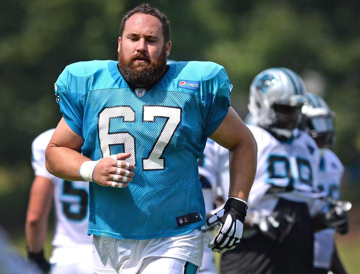Carolina Panthers center Ryan Kalil will play on Friday against Miami, but his snaps will be limited along with those of the first team offense.
