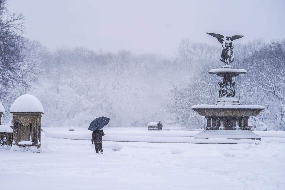 NEW YORK, NEW YORK - FEBRUARY 23: People walk through Bethesda Terrace in Central Park on February 23, 2026 in New York City. A major winter storm has hit the Northeast and Mid-Atlantic regions bringing heavy snowfall and blizzard conditions with the potential of up to 23 inches of snow in New York City. A blizzard warning has been issued for large areas of the East Coast, including New York City. (Photo by Ryan Murphy/Getty Images)