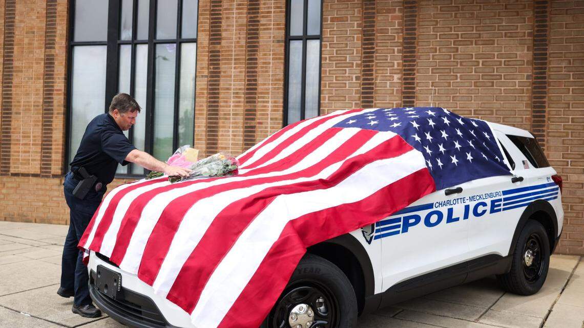 What we know: 4 law enforcement officers killed, 4 hurt serving warrant in east Charlotte