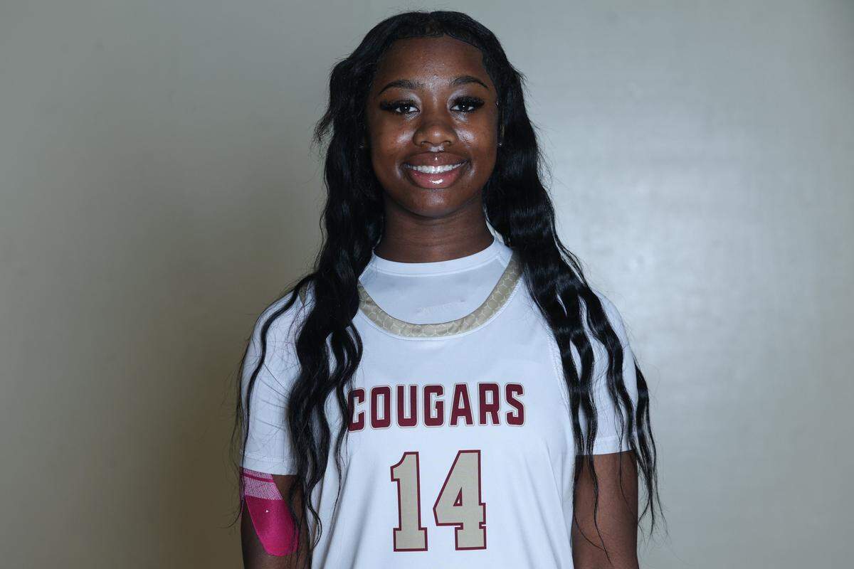 Madison Drayton is a wing player for Cannon School's girls basketball team.