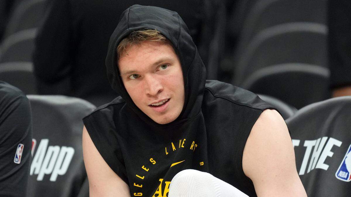 Los Angeles Lakers guard Dalton Knecht (4) before the game against the Golden State Warriors at Chase Center.