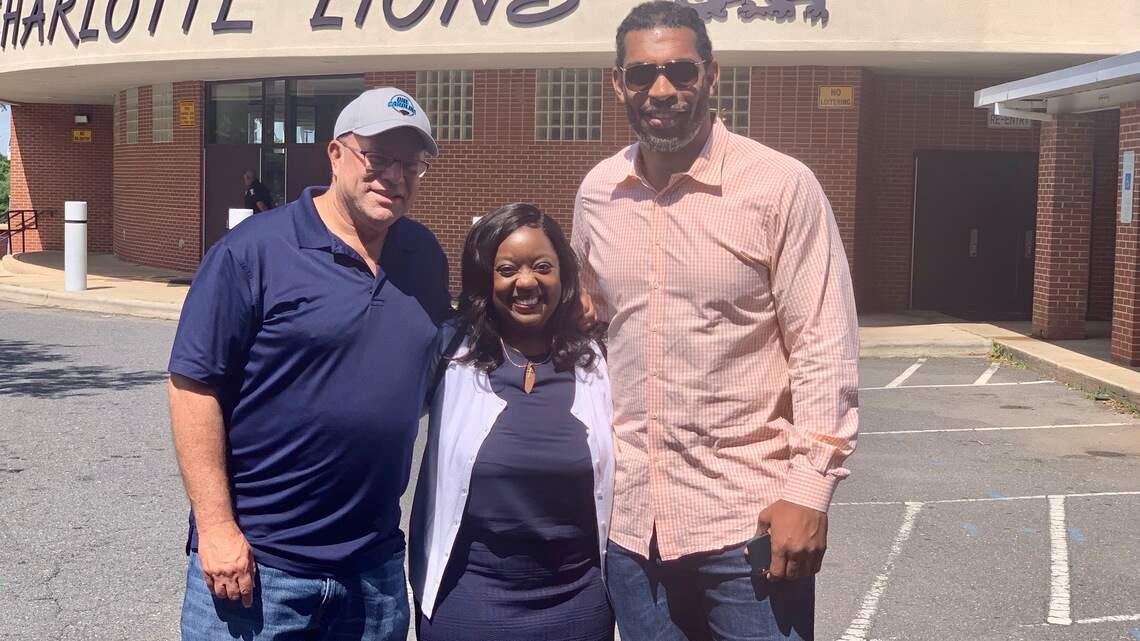 A pair of ‘underdogs’. West Charlotte High honors Panthers owner David Tepper