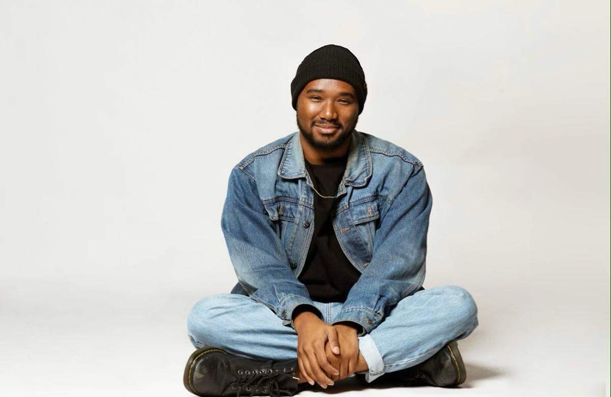 Voice teacher Jay Smith graduated from Queens University of Charlotte in 2017. Since then, he has worked with Children’s Theatre of Charlotte, Learn Music, and Playing for Others. He now gives private voice and piano lessons to children with Bold Music.