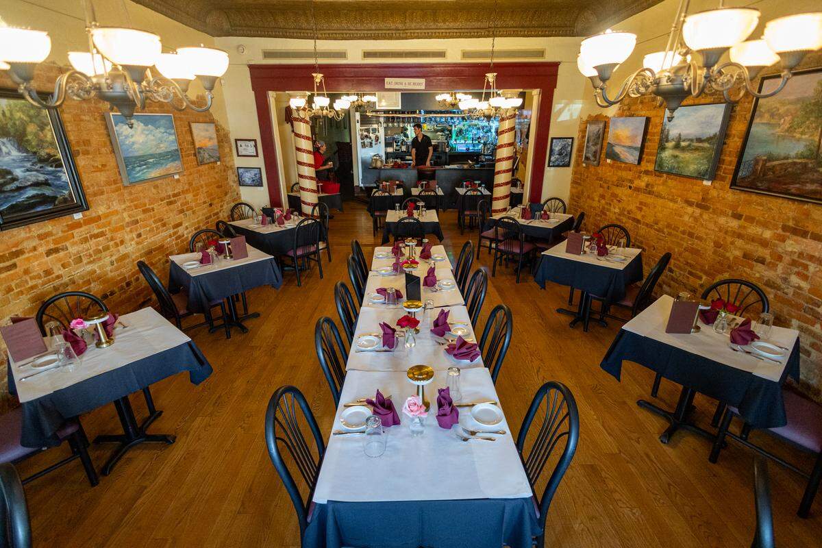 The dining area at Santé.