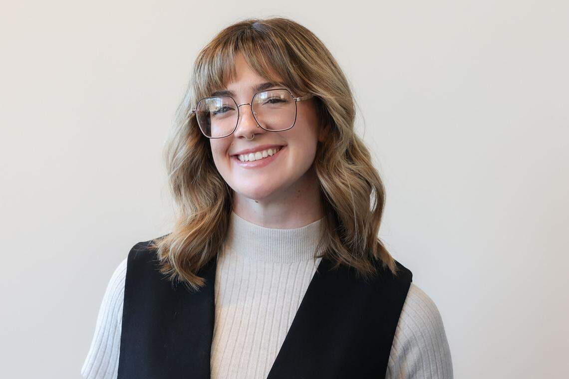 Profile Image of Julia Coin