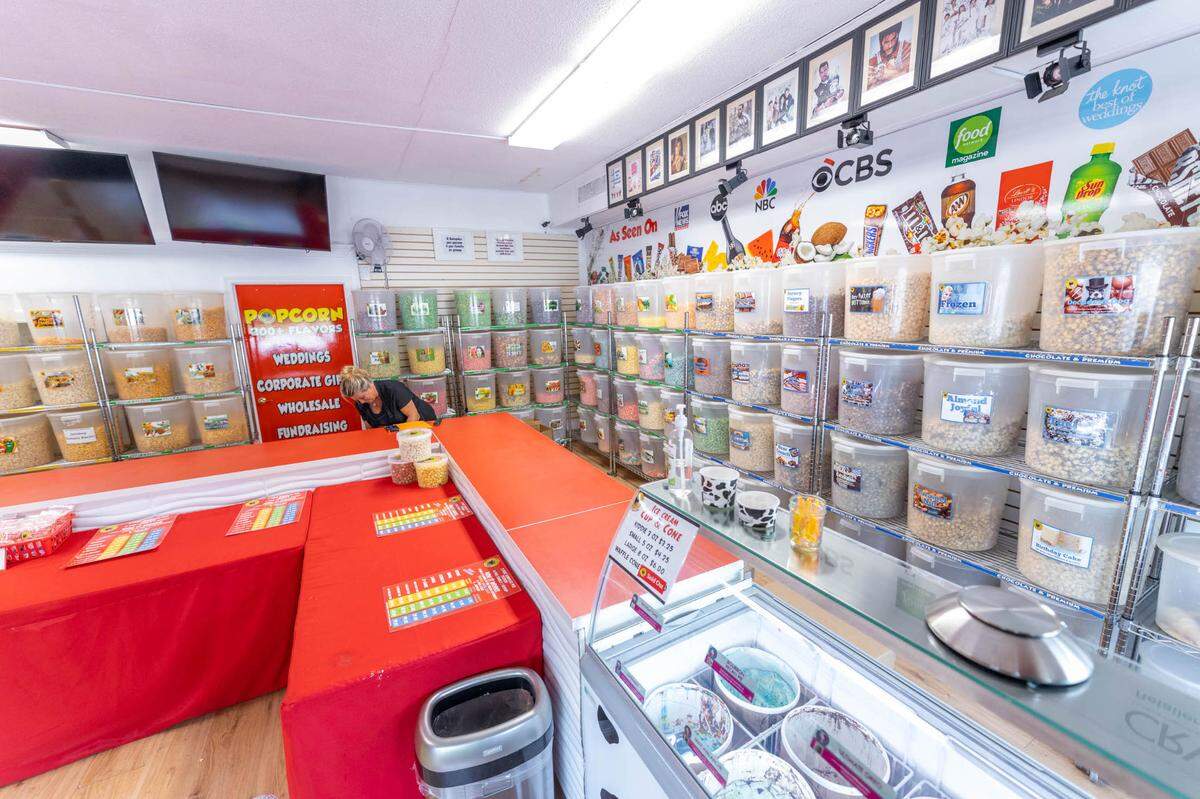 Inside Tastebuds Popcorn in Belmont, NC.