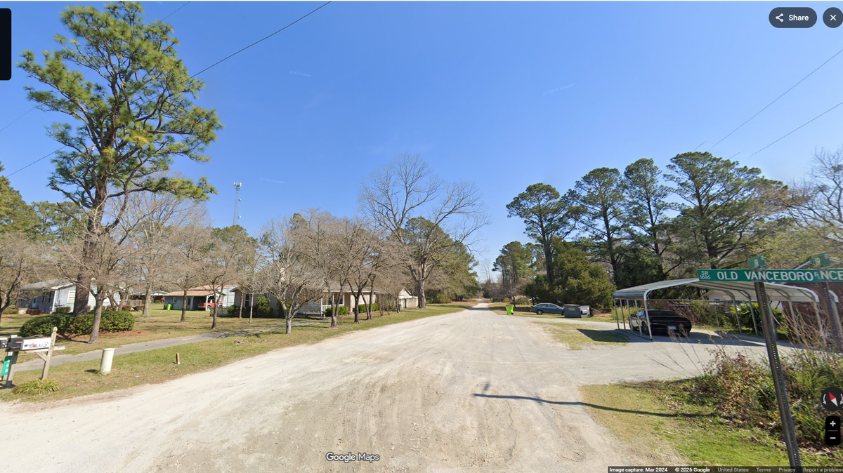 The confrontation happened Tuesday, Feb. 17, when Craven County sheriff’s deputies responded to a “disturbance” in the 100 block of J.R. Road near New Bern, North Carolina.