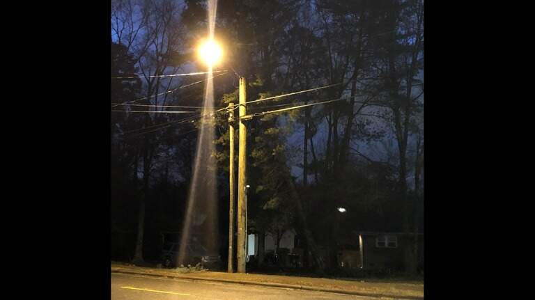 Storm knocks power out to thousands in Charlotte area | Charlotte Observer