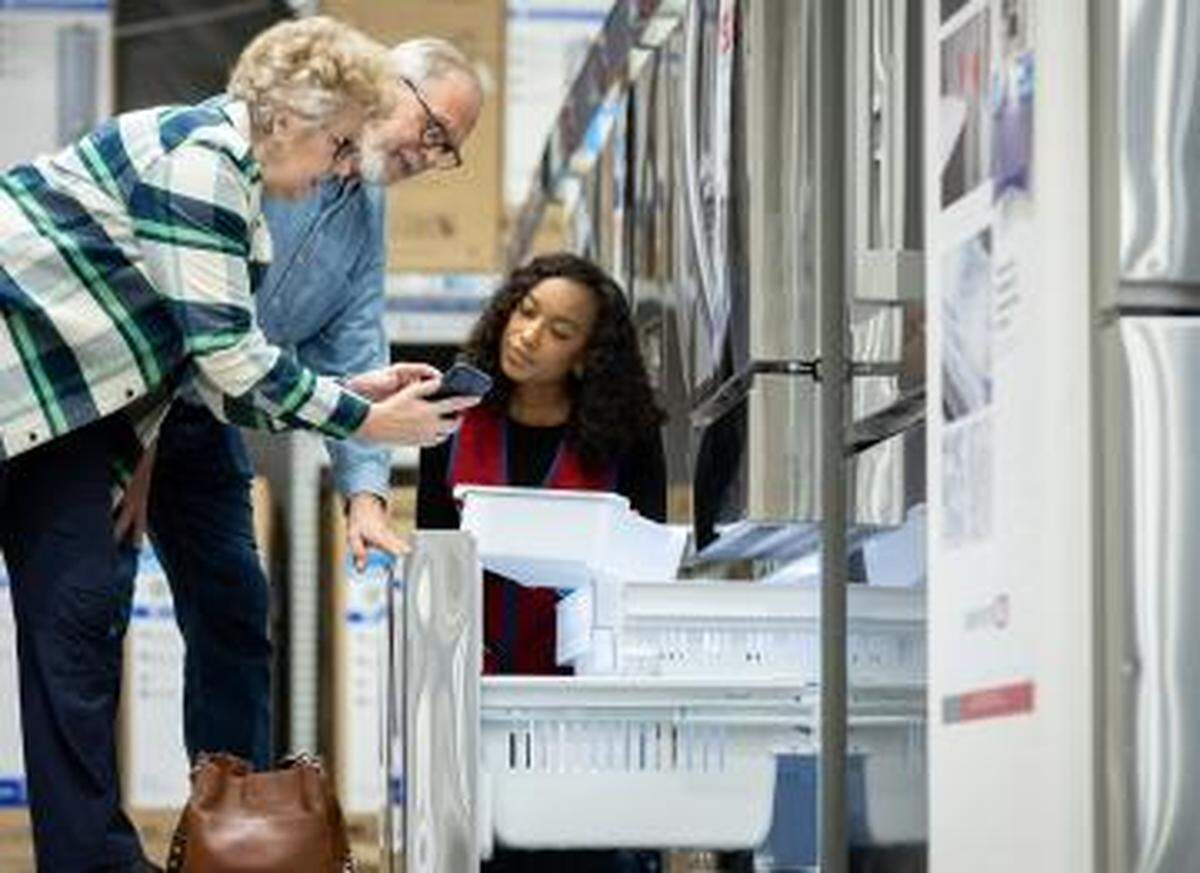 Lowe’s CEO Marvin Ellison described the current home improvement environment as “the most difficult housing market that I’ve faced in this business since the financial crisis.” 