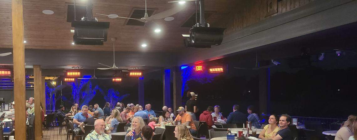 You can dine by the water at Eddie’s on Lake Norman year-round, thanks to its patio heaters.