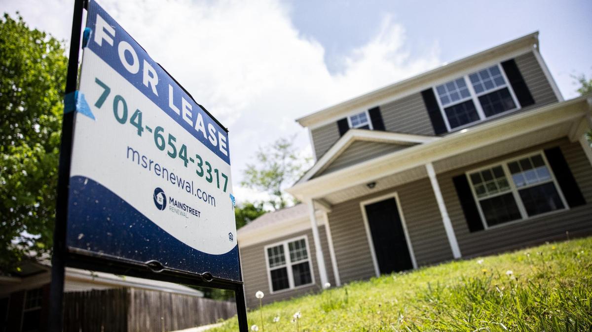 After foreclosures, NC neighborhood is transformed again, by corporate landlords