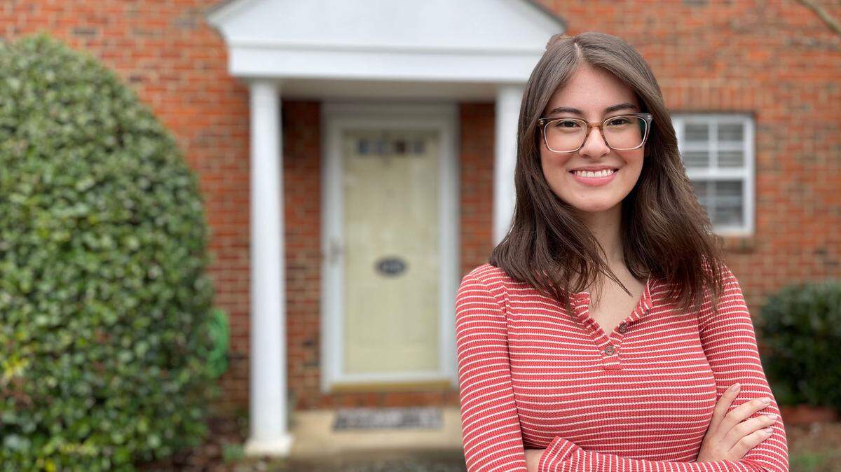 Daniella Cárdenas, a 21-year-old Peruvian woman who lives in Mecklenburg County, cast her first vote in the November presidential election. Daniella was one of 134,244 Latinos in North Carolina who voted in the presidential election.