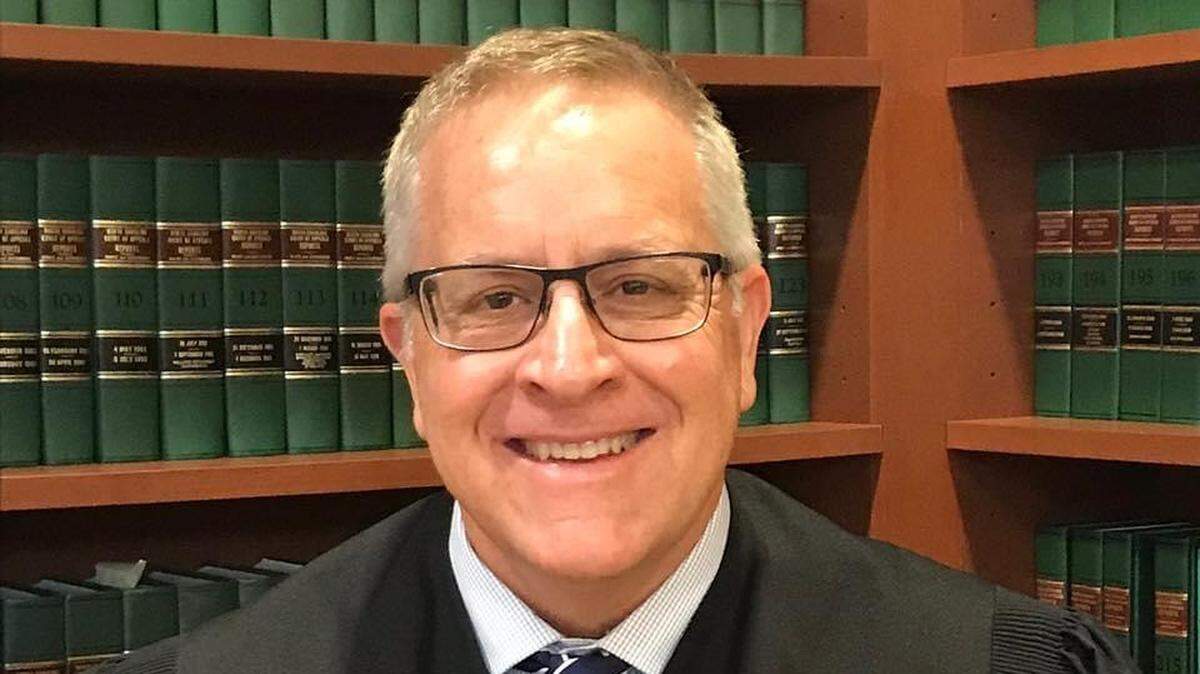 Roy H. Wiggins is a Democratic candidate for Superior Court District 26D.