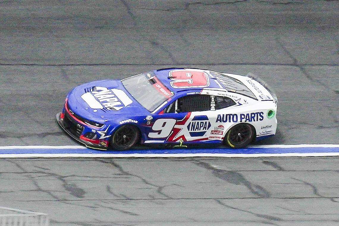 Cup Series driver Chase Elliott (9) coming out of turn three during the Coca-Cola 600 at Charlotte Motor Speedway. Jim Dedmon-USA TODAY Sports