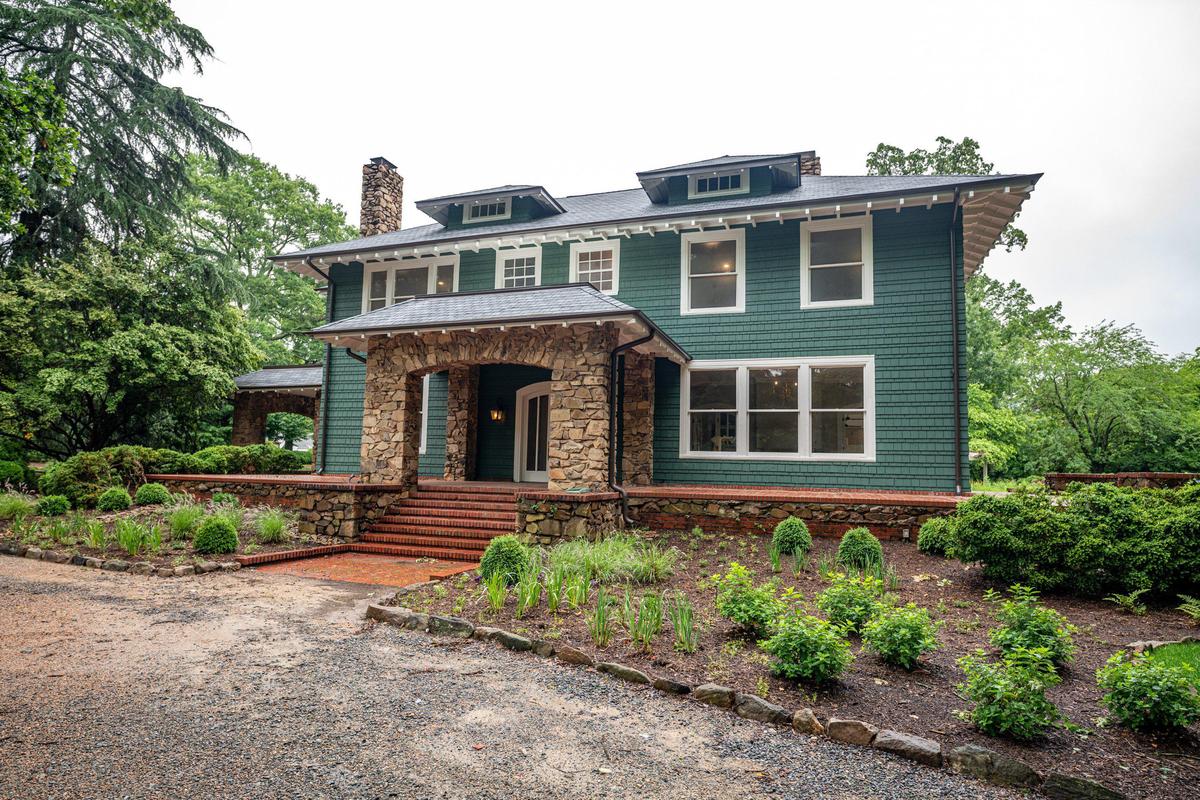 Ralph VanLandingham had this house built in 1915 and is an official Charlotte Mecklenburg Historic Landmark. It is part of historian Tom Hanchett’s walking tour of Plaza-Midwood.