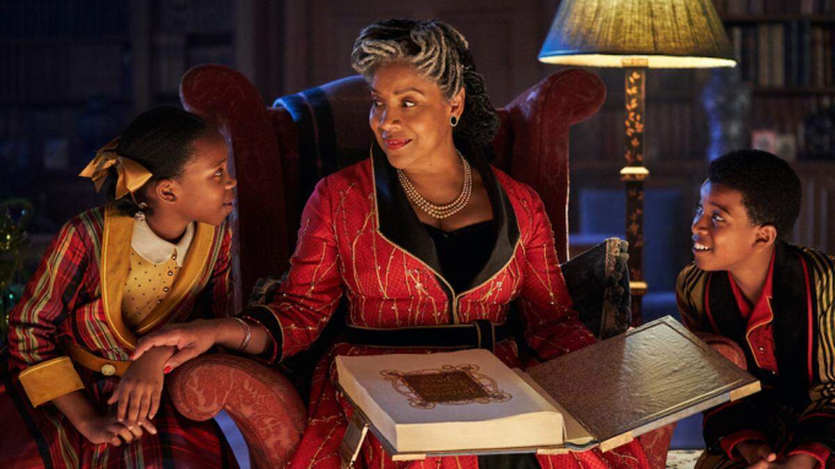 “Jingle Jangle: A Christmas Journey” is a holiday story you can watch as a family.