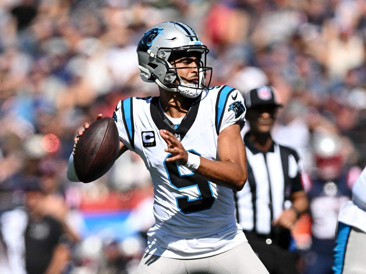 Carolina Panthers quarterback Bryce Young (9) looks to throw against the New England Patriots at Gillette Stadium on Sep 28, 2025.